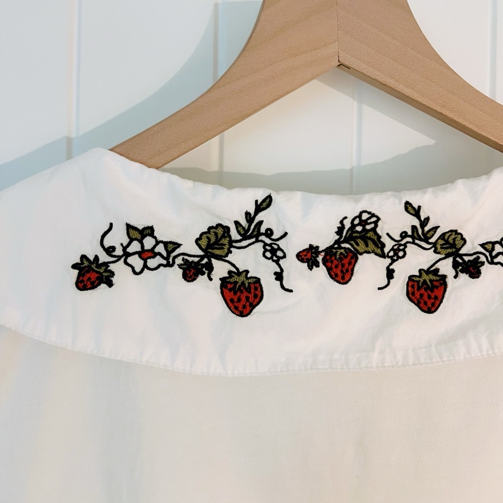 Maeve Babydoll Strawberry Blouse - Picture 6 of 7